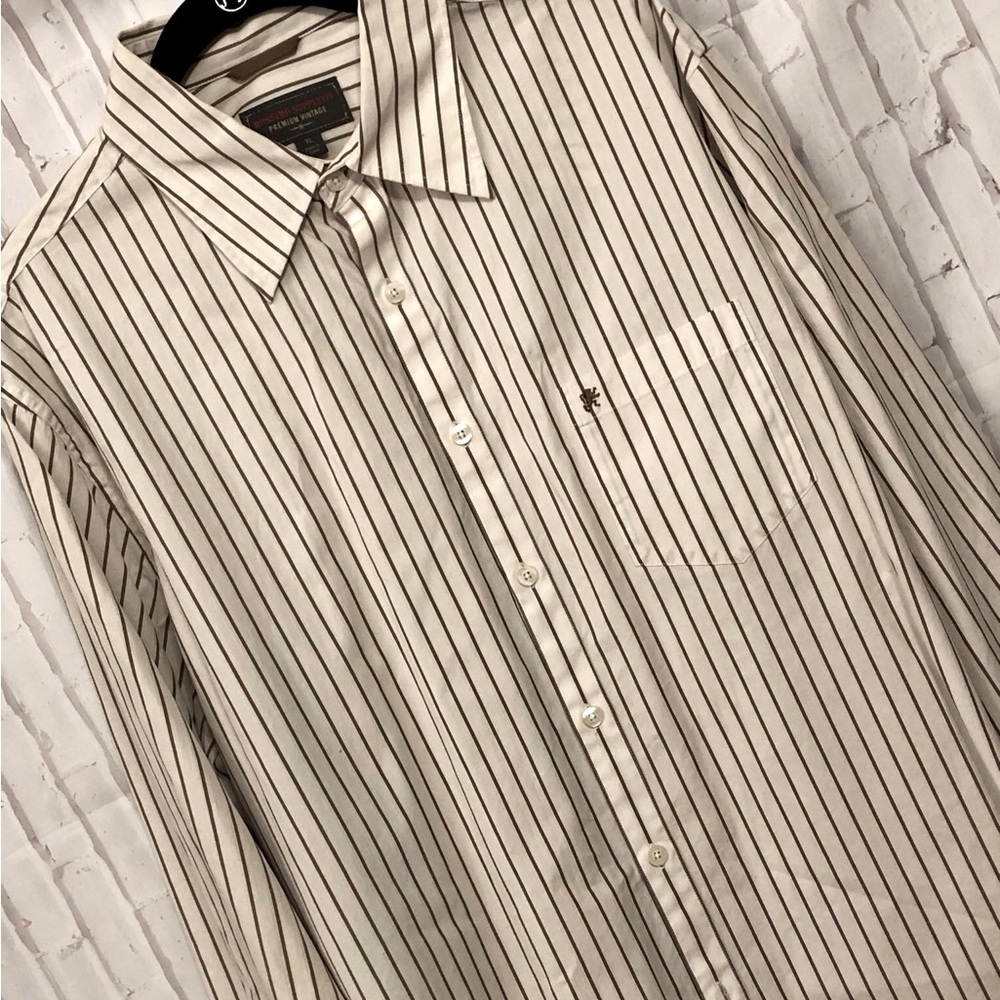 Mossimo Supply Co Premium Vintage Men’s Long Sleeve Dress Shirt